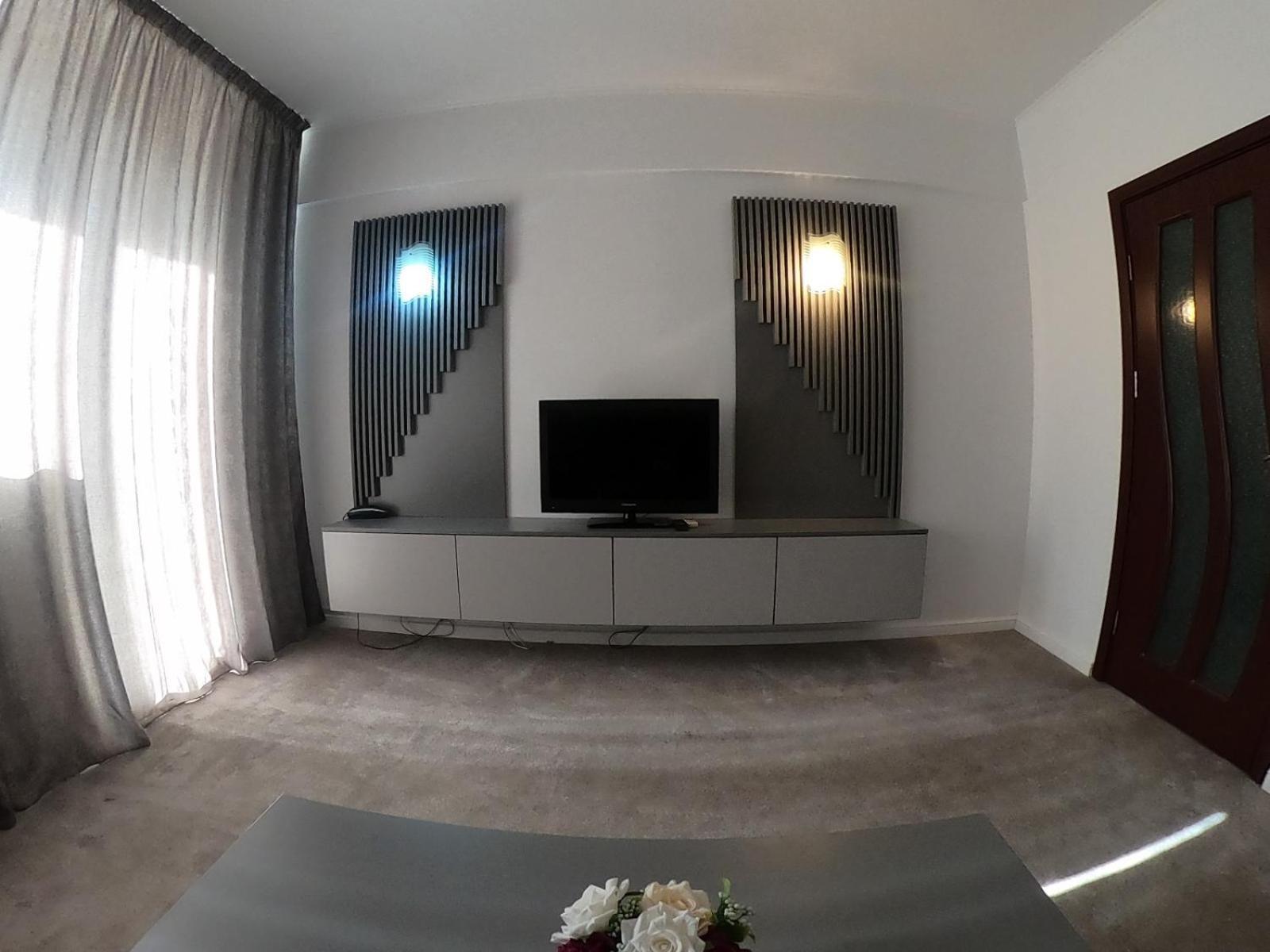 Hotel Parc Craiova Buitenkant foto