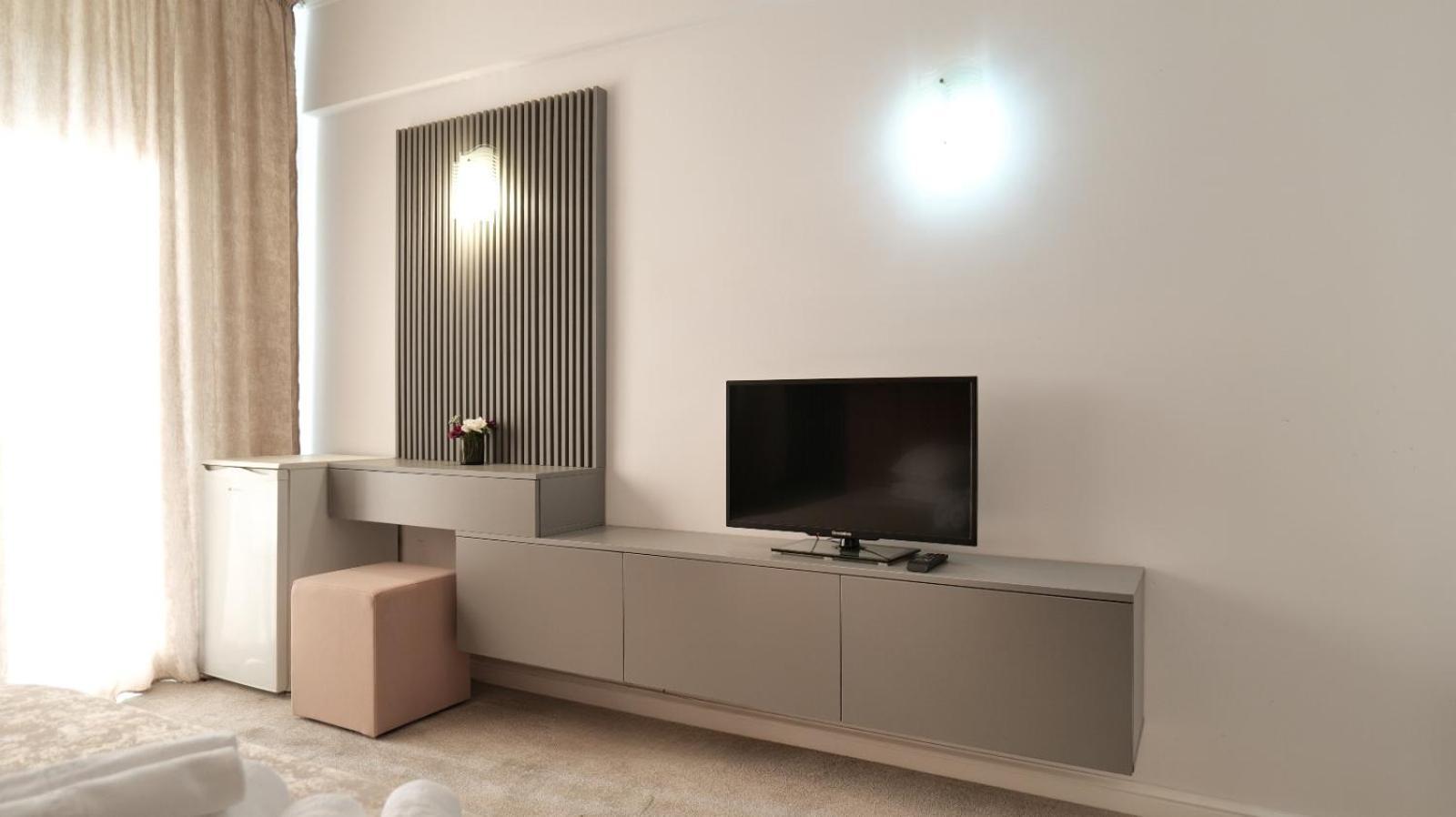 Hotel Parc Craiova Buitenkant foto
